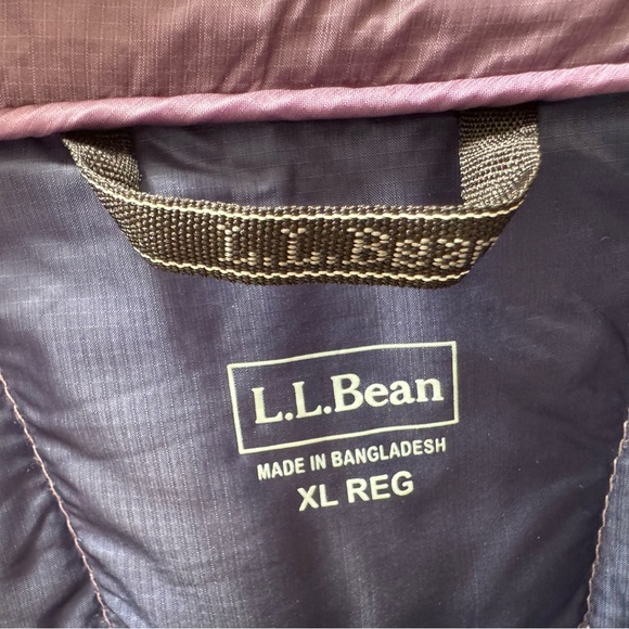 Women’s XL Ultralight 850 Down Sweater, Regular, Muted Purple - Picture 7 of 13